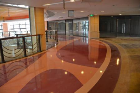瓷砖褪色破裂不用怕？看环保地坪涂料施工厂怎么做？
